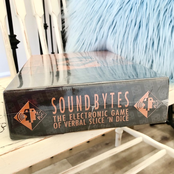 SoundBytes, Electronic Adult Game, VINTAGE 1995, NEW, SEALED - Picture 4 of 9
